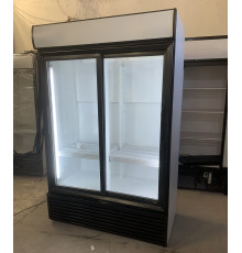 Холодильный шкаф двухдверный FV1200